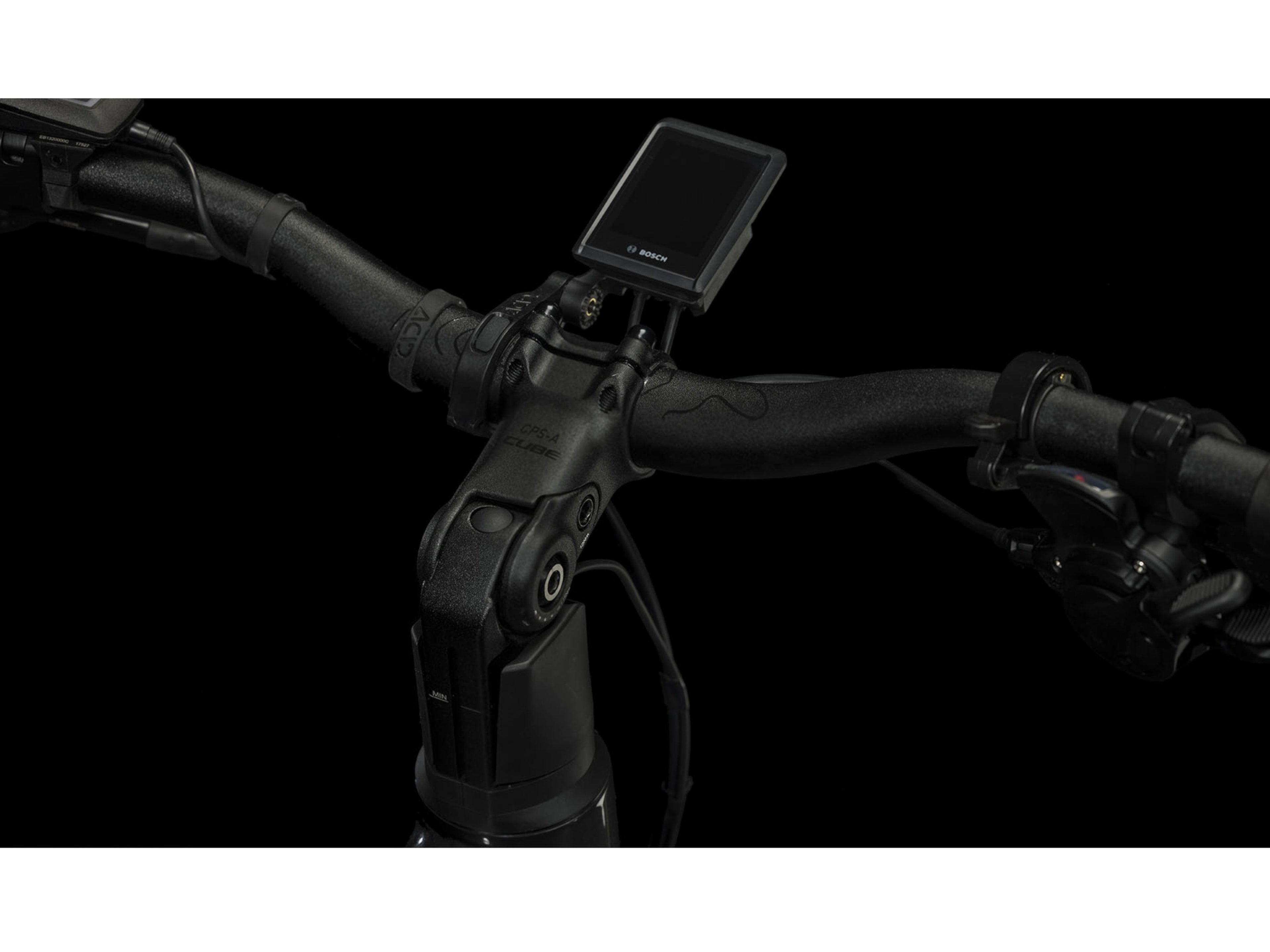 Cube Kathmandu Hybrid EXC 750