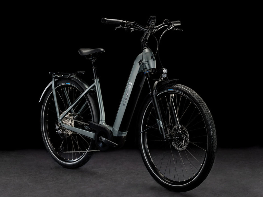 Cube Kathmandu Hybrid Pro 625 | Easy Entry