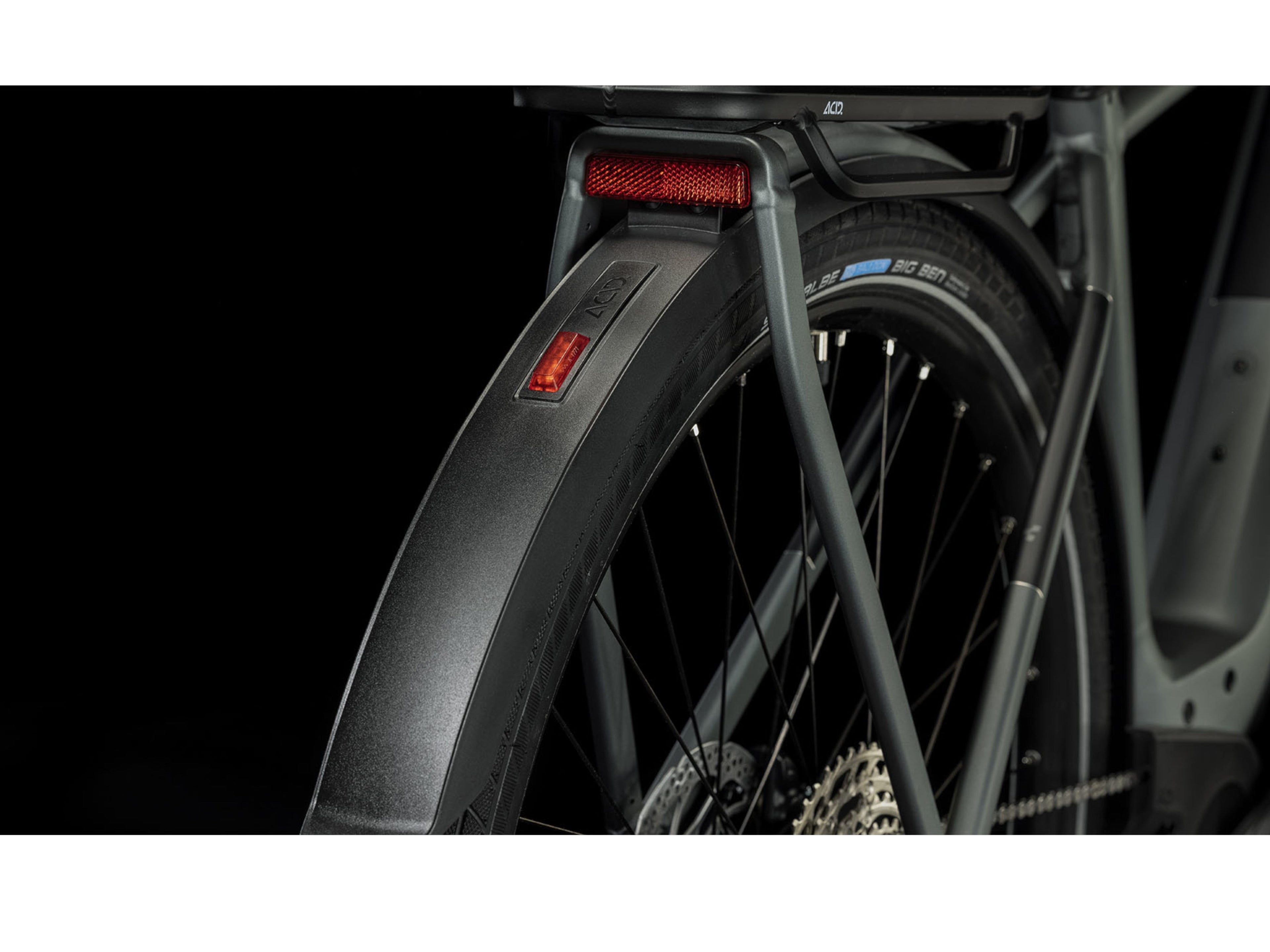 Cube Kathmandu Hybrid Pro 625