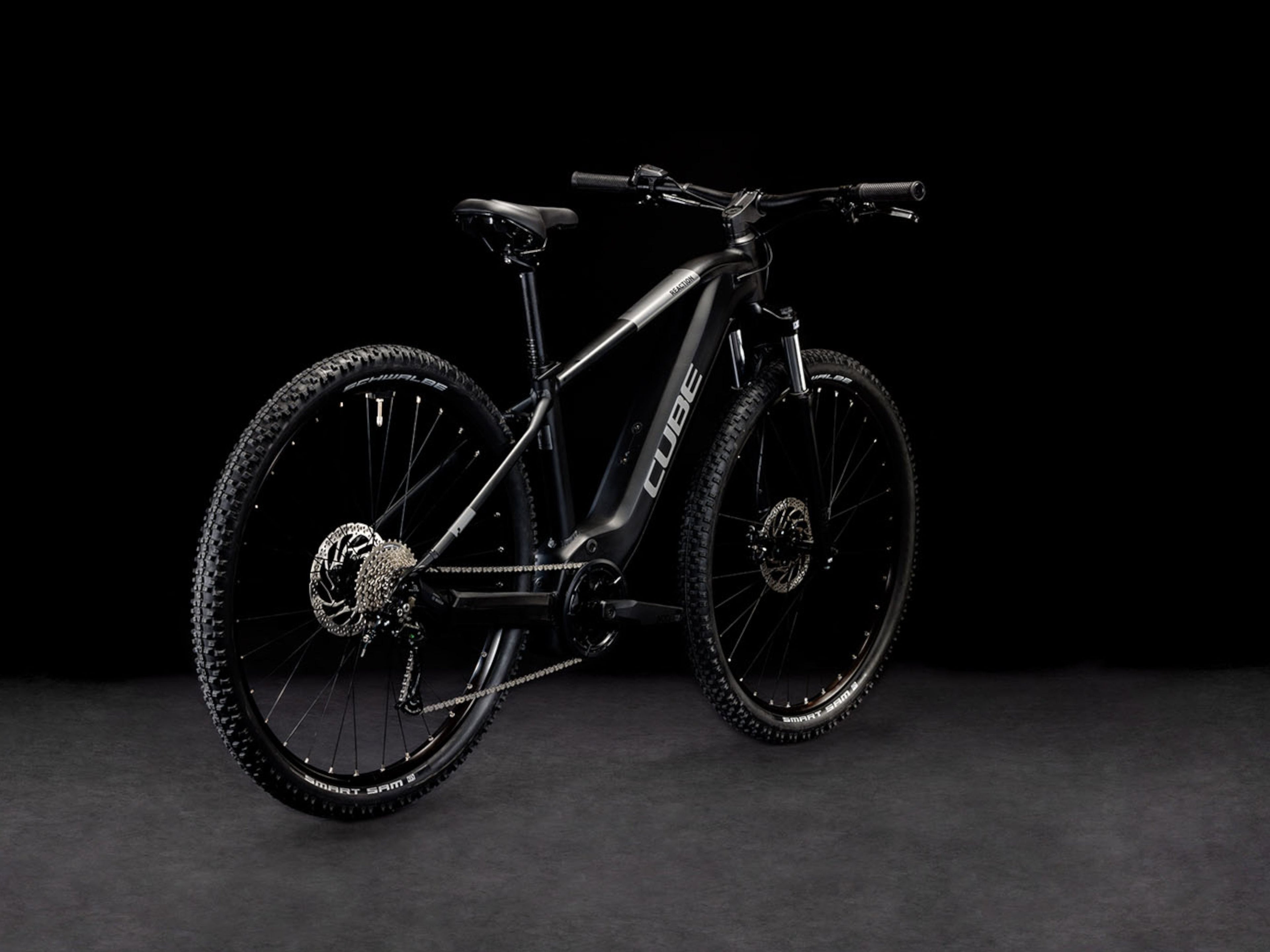 Cube Reaction Hybrid Performance 500