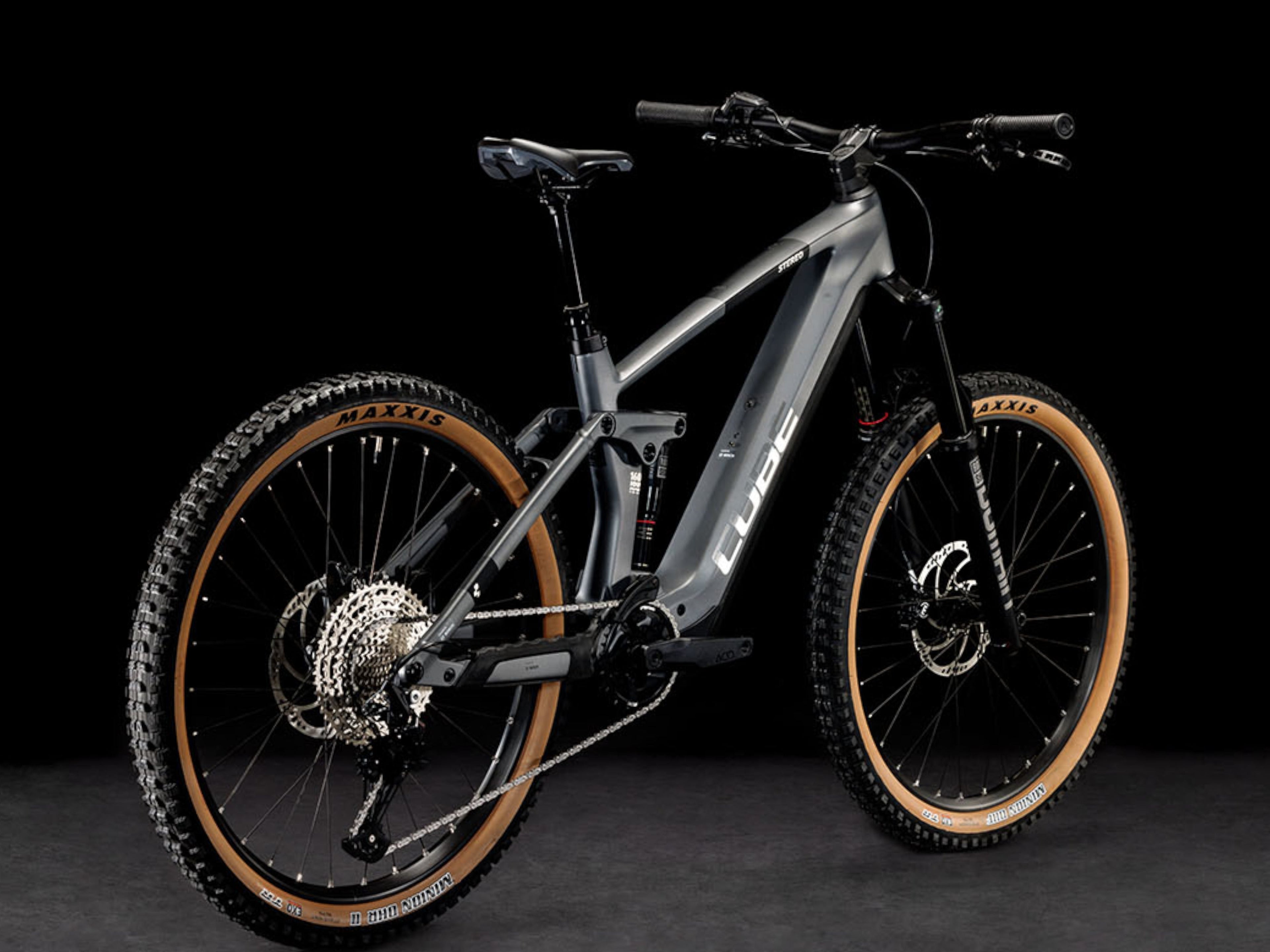 Cube Stereo Hybrid 160 HPC Race 625