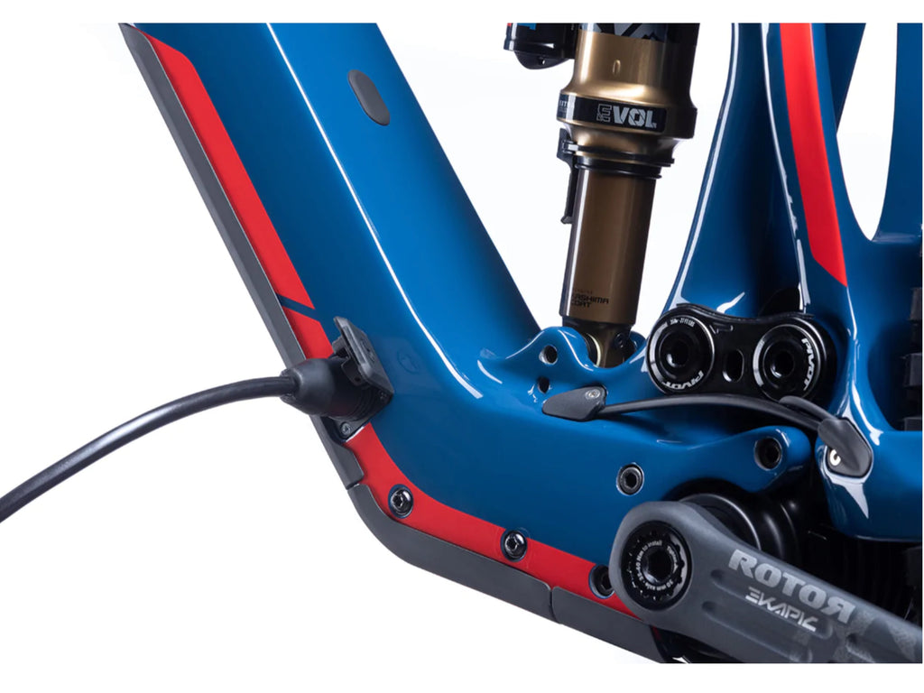 Pivot Shuttle SL Pro X01