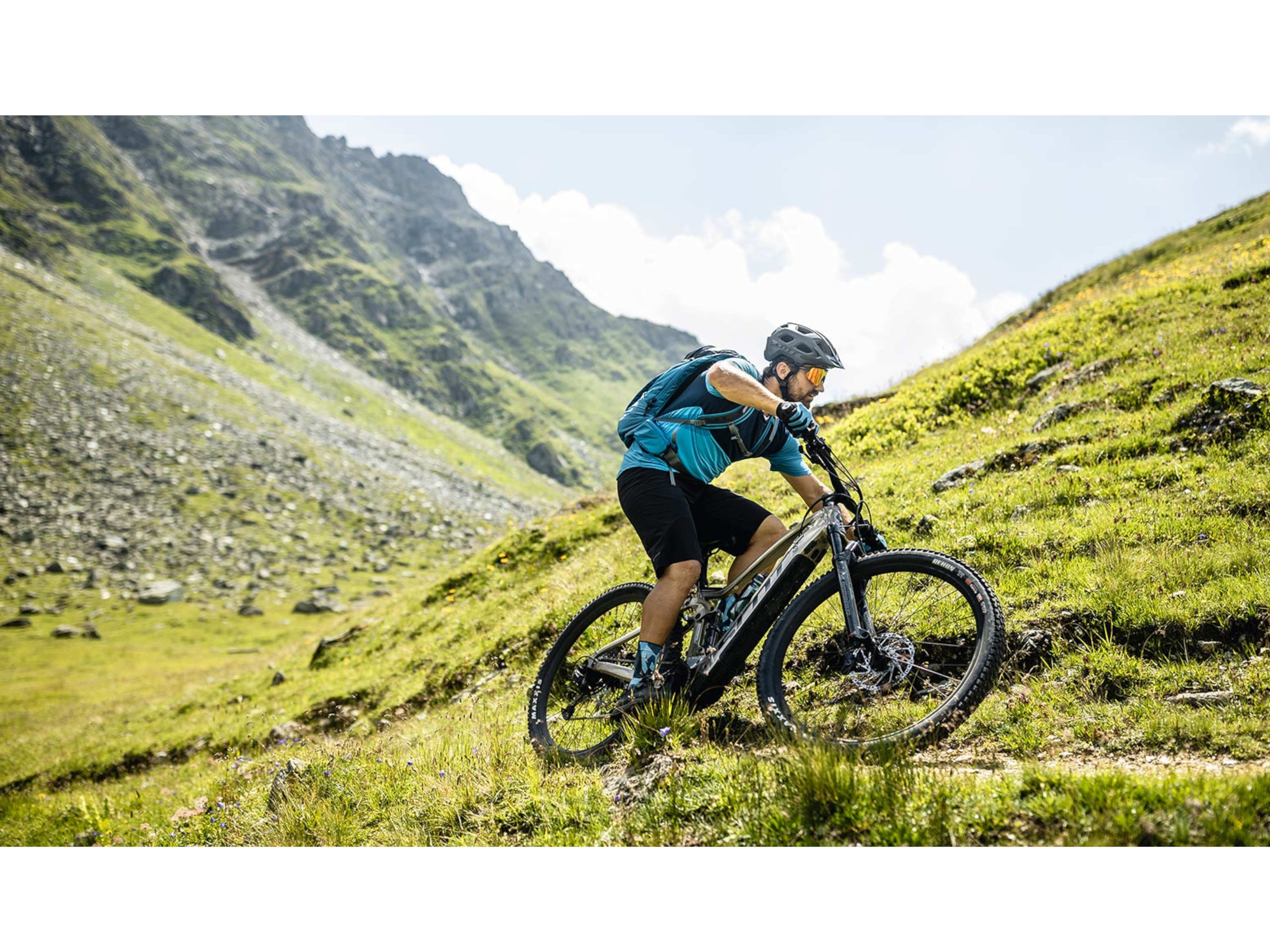 Scott Strike eRide 910